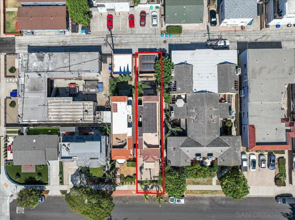 1424 Thomas Ave