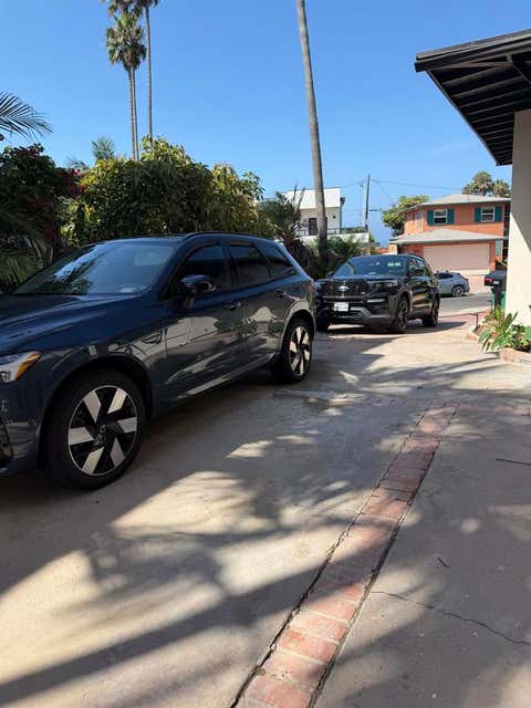 Photo of 4881 Dixie Dr DR, San Diego, CA 92109 (MLS # NDP2607988)
