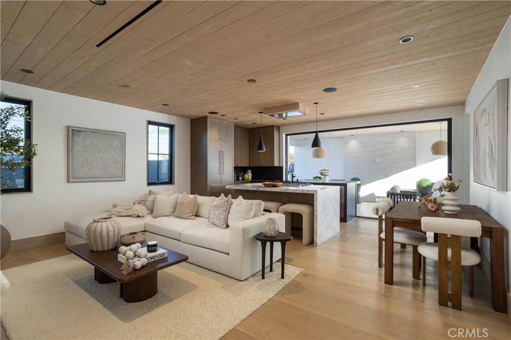 Photo of 519 Narcissus Avenue #B, Corona Del Mar, CA 92625 (MLS # OC26059383)