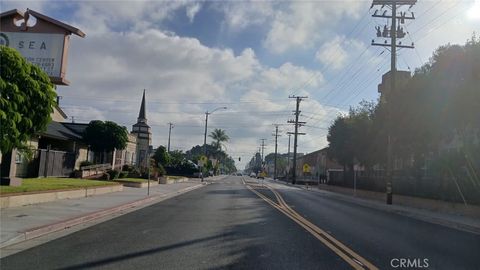 456 E Market Long Beach CA 90805