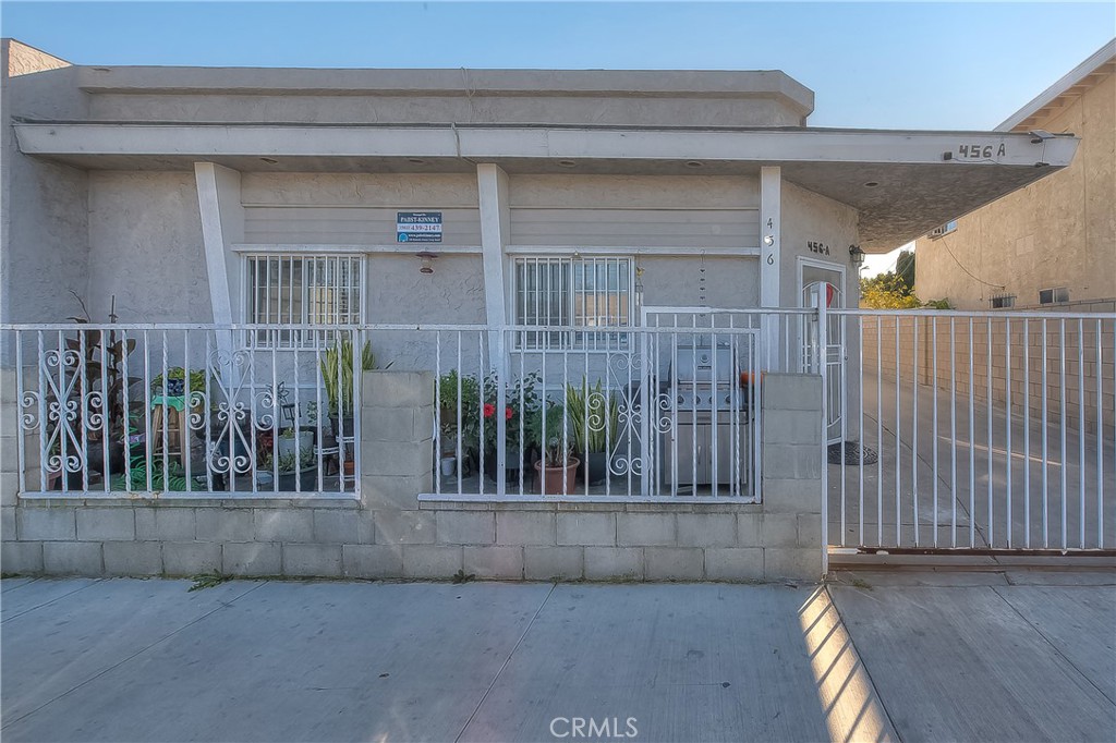456 E Market