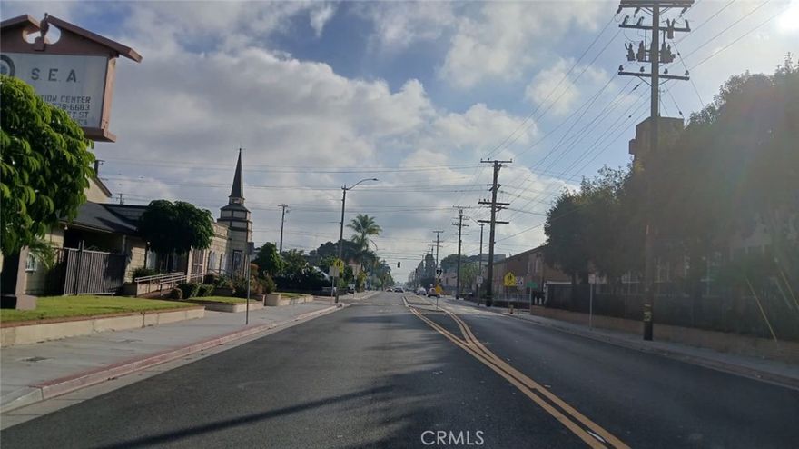 EXCELLENT OPPORTUNITY IN LONG BEACH CITY! THE PROPERTY IS ZOONED LBCMR, OFFERS STRONG UPSIDE POTENTIAL FOR RENT GROWTH AND INCREASE CASH FLOW. CURRENTLY, NO UNITS ARE VACANT PROVIDING THE OPPORTUNITY TO UPGRADE AND SECURE MARKET RENTS MAKING THIS AN EXCEPTIONAL OPPORTUNITY. THIS IMPRESSIVE PROPERTY CONSIST OF 4 WELL APPOINTED.THESE COMMERCIAL UNITS ARE CENTRALLY LOCATED IN LONG BEACH OFFERING ACCESS TO MAJOR SHOPPING, CONVENIENT TRANSPORTATION, DIRECT ACCESS TO DIFFERENT FREEWAYS ENSURING QUICK CONNECTIONS TO LAX AIRPORT, DOWNTOWN LA AND OTHER KEY METROPOLITAN AREAS OF THIS BEAUTIFUL CITY.