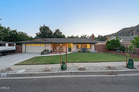 Photo of 1317 Meadowbrook Road, Ojai, CA 93023 (MLS # V1-36293)