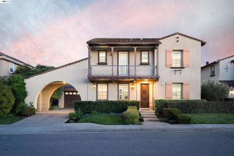 Photo of 5662 Lysander Way WAY, San Ramon, CA 94582 (MLS # 41148392)