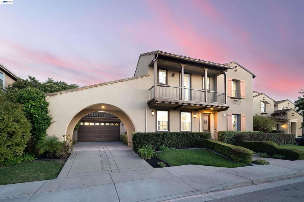 5662 Lysander Way