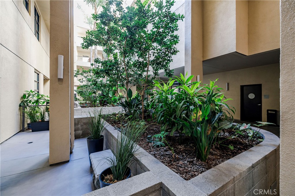133 N The Promenade N 426