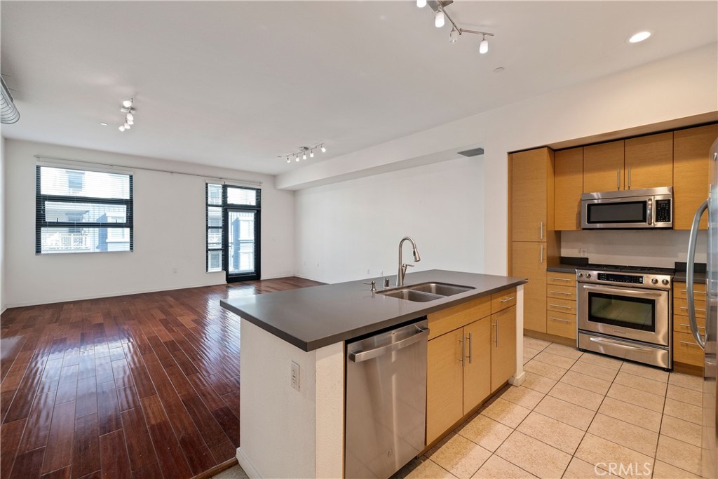 133 N The Promenade N 426