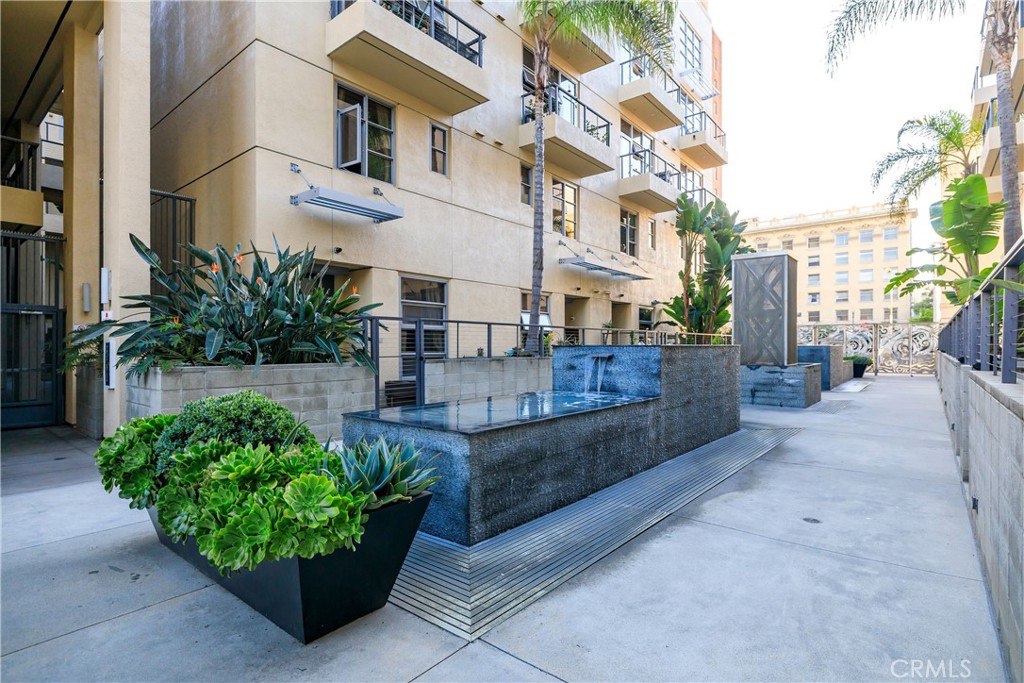 133 N The Promenade N 426