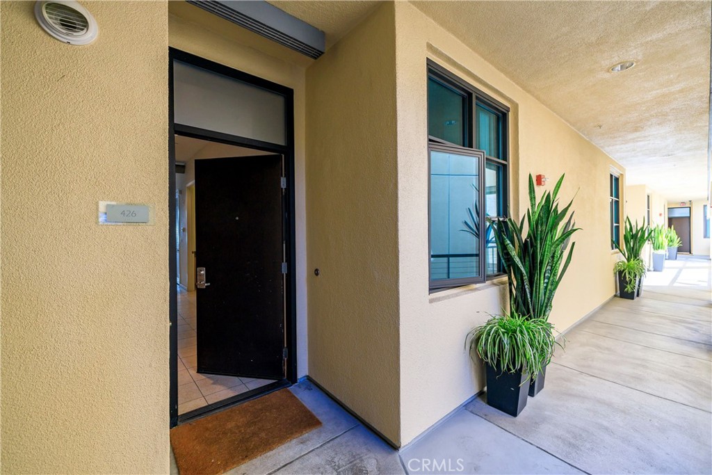 133 N The Promenade N 426