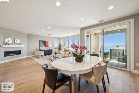 Tiny photo for 16 Sea Star Ct, Richmond, CA 94801 (MLS # 41137316)