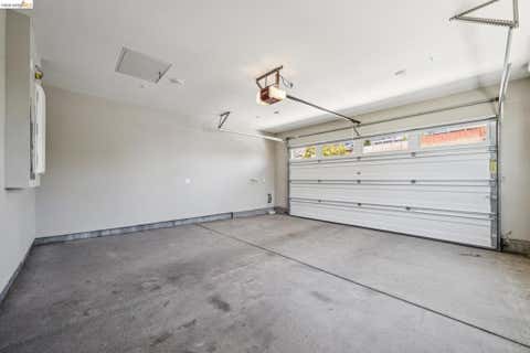 Tiny photo for 16 Sea Star Ct, Richmond, CA 94801 (MLS # 41137316)