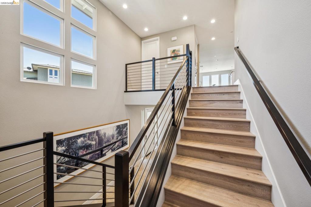 16 Sea Star Ct