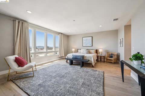 Tiny photo for 16 Sea Star Ct, Richmond, CA 94801 (MLS # 41137316)