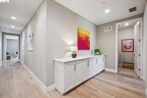 Tiny photo for 16 Sea Star Ct, Richmond, CA 94801 (MLS # 41137316)