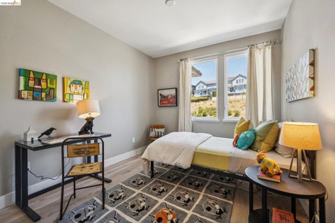 Tiny photo for 16 Sea Star Ct, Richmond, CA 94801 (MLS # 41137316)