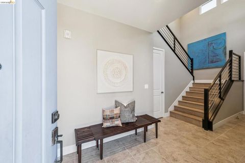 Tiny photo for 16 Sea Star Ct, Richmond, CA 94801 (MLS # 41137316)