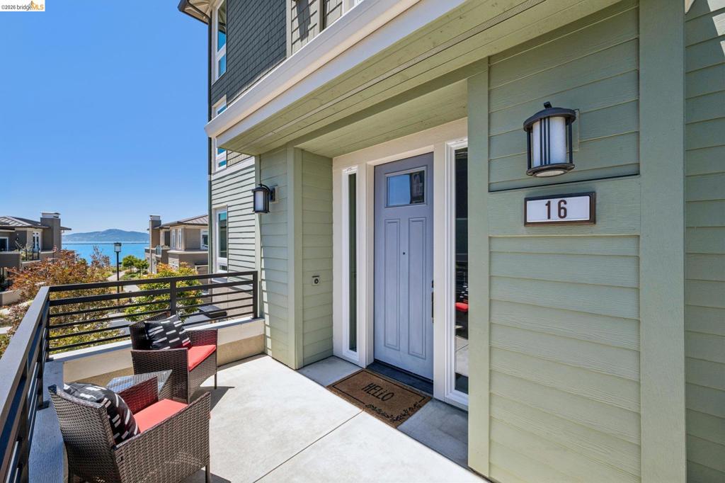 16 Sea Star Ct