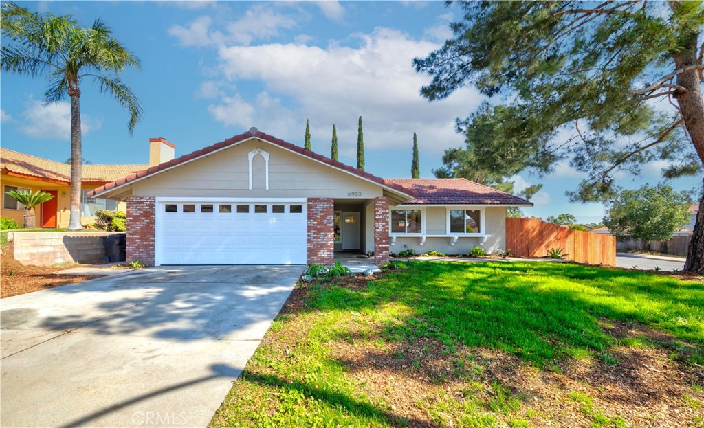 6923 Sundown Drive