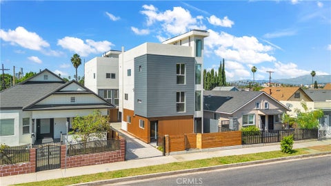Photo of 659 S Soto ST, Los Angeles, CA 90023 (MLS # DW26218044)