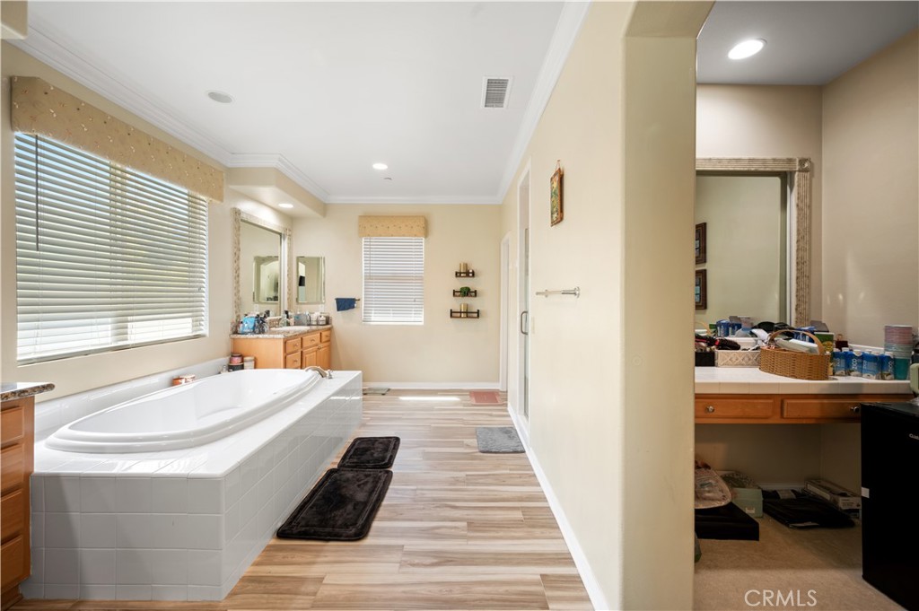 Emerald Point (469) - Residential