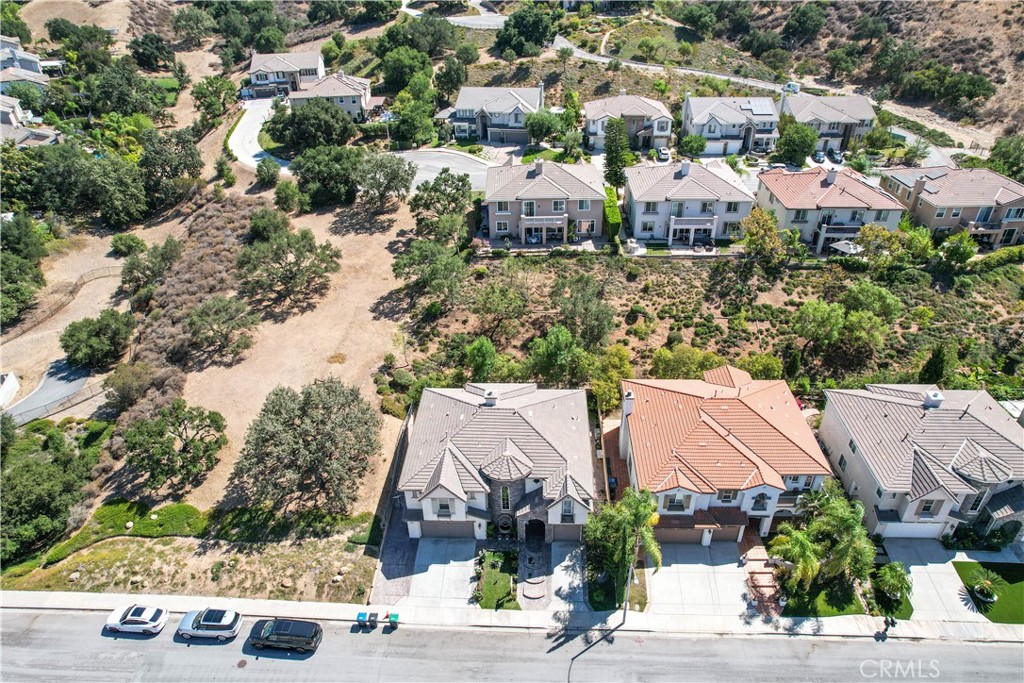 Emerald Point (469) - Residential