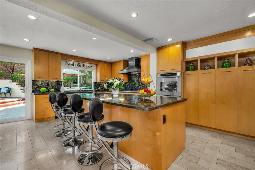 West Hills, California 91307, United States, 4 Bedrooms Bedrooms, ,3 BathroomsBathrooms,Residential,Active,241884