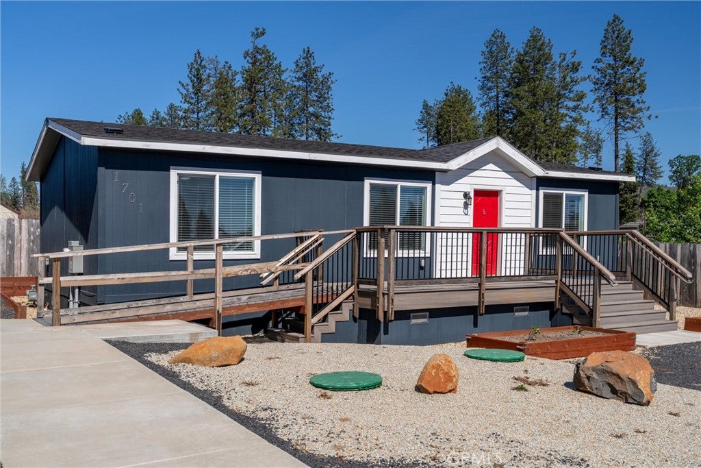 1701 Timber Walk