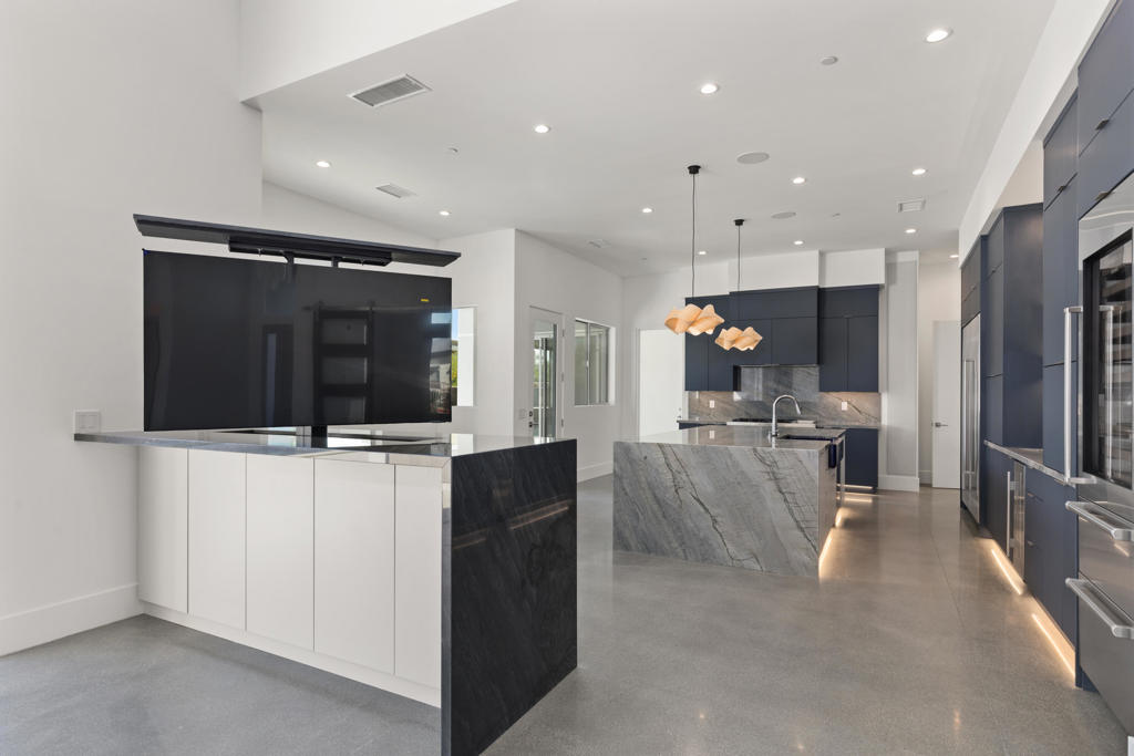 1 Siena Vista Court