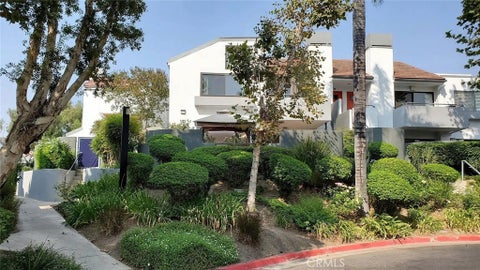 Photo of 1143 Tivoli Lane #108, Simi Valley, CA 93065 (MLS # SR26202486)