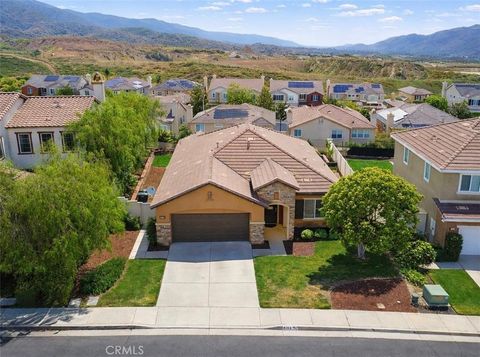 Photo of 4108 Ballantree Street, Lake Elsinore, CA 92530 (MLS # MB26091155)