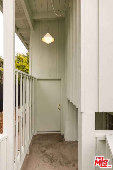Properties 4 2052 Cerro Gordo Street