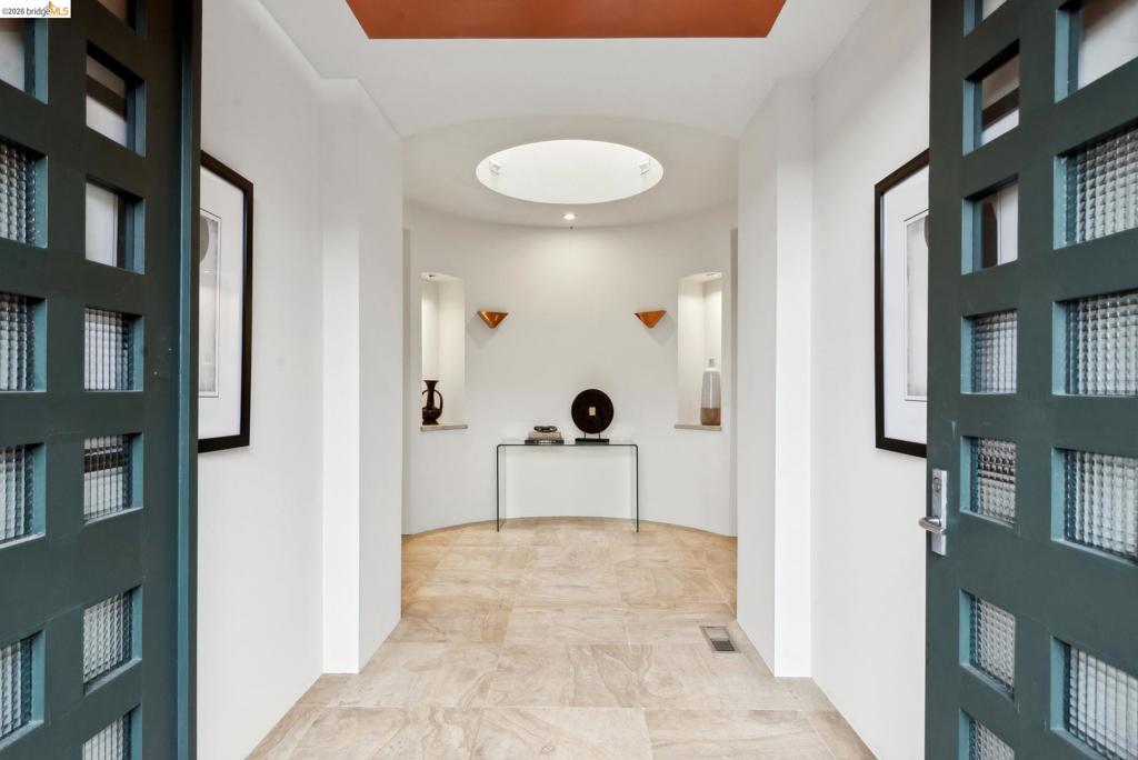 5 Woodside Way