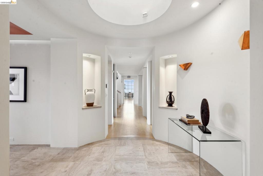 5 Woodside Way