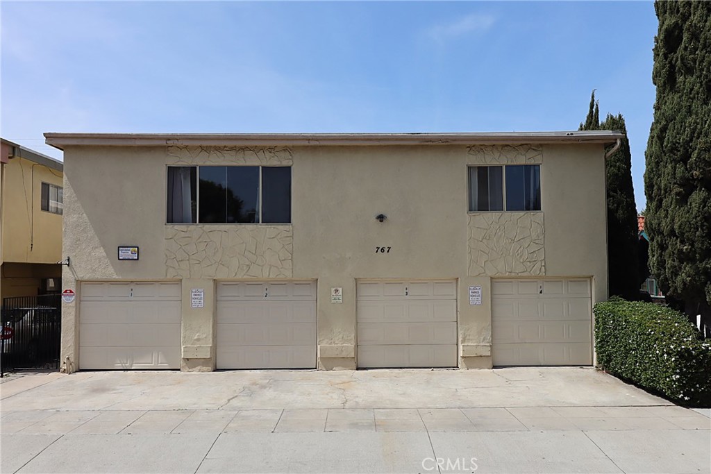 767 Freeman Avenue