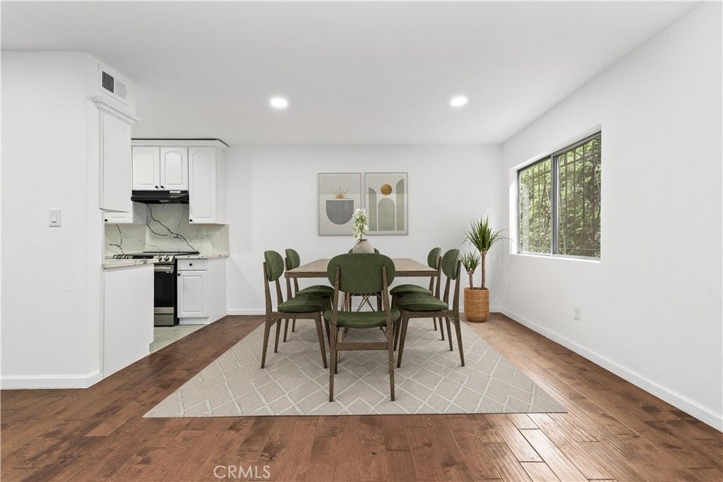 Photo of 1045 N Kings Road #105, West Hollywood, CA 90069 (MLS # SB25267355)