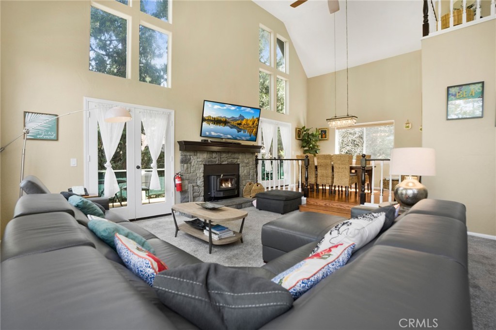 163 S Grass Valley