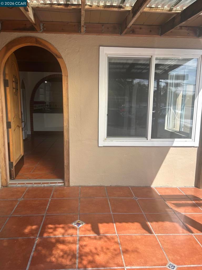 1075 Rachel Rd RD, San Pablo CA 94806
