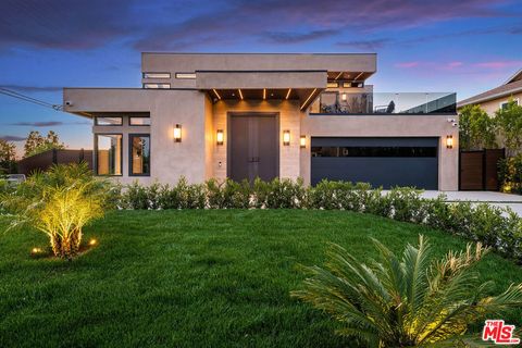 Photo of 1000 N Kenneth Road, Burbank, CA 91504 (MLS # 26834227)