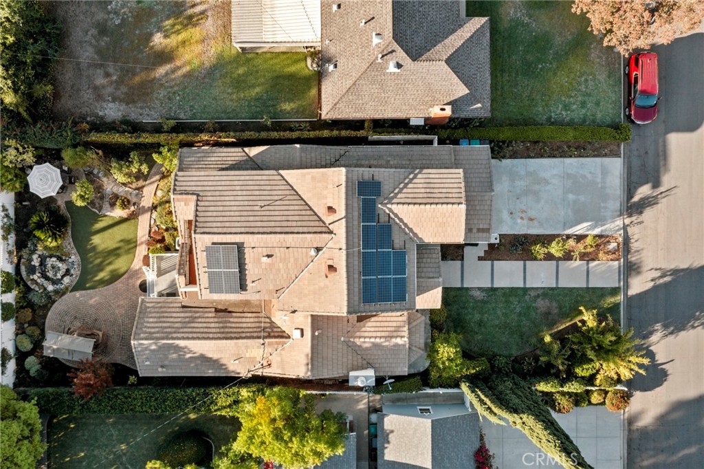 323 Santa Rosa