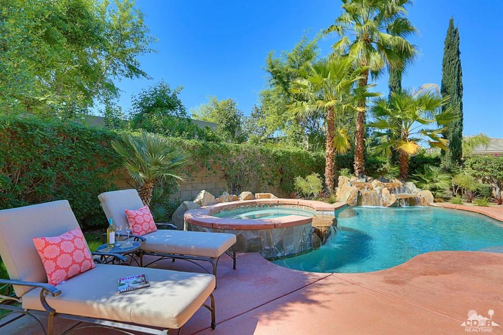 Montage at Santa Rosa - Residential