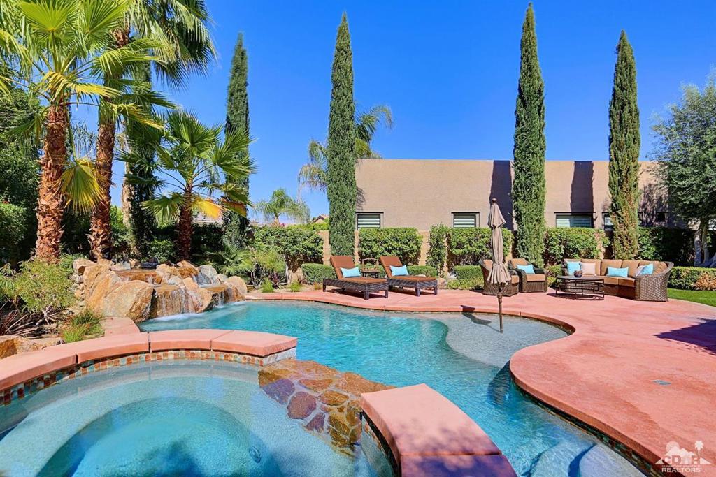 Montage at Santa Rosa - Residential