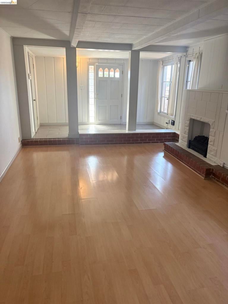 1024 Elsinore Ave