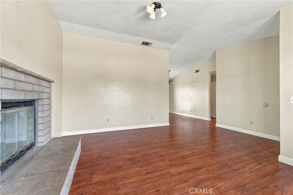 1152 Borrego