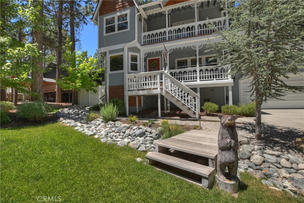 457 Woodside Drive