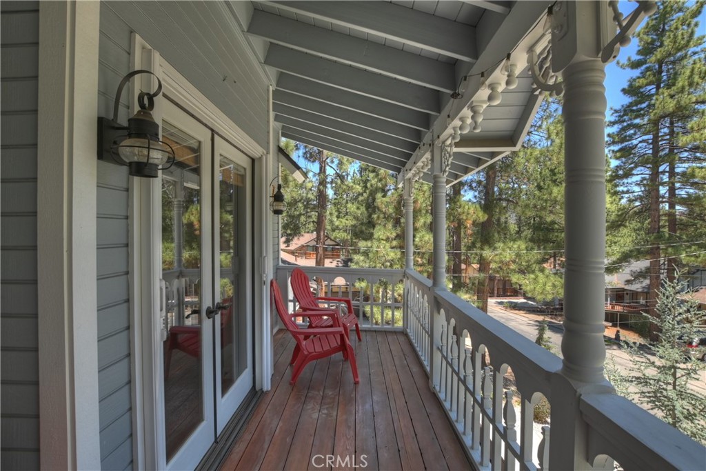 457 Woodside Drive