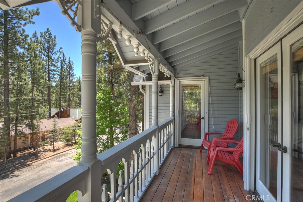 457 Woodside Drive