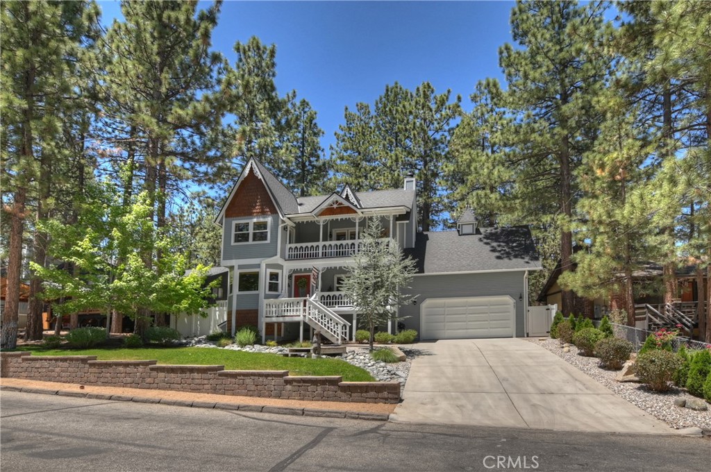 457 Woodside Drive
