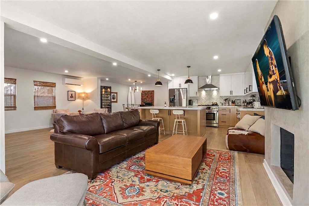 1609 E Balboa Boulevard, Newport Beach CA 92661 - Photo 12