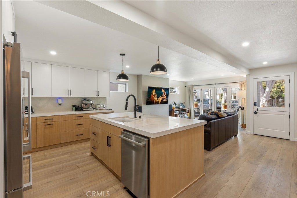 1609 E Balboa Boulevard, Newport Beach CA 92661 - Photo 10