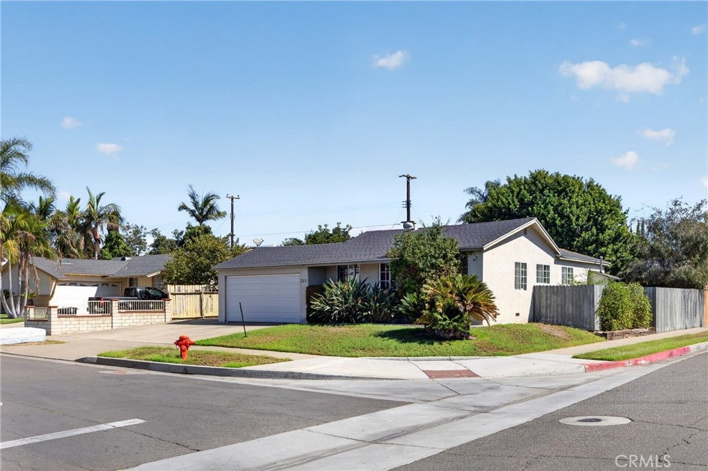 285 S Thomas